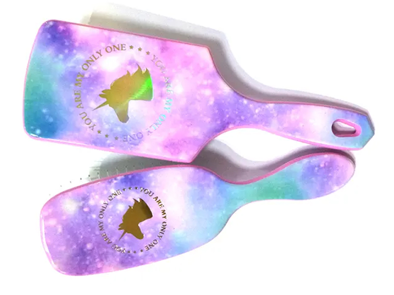 Farebná plastová kefa na vlasy Sparkle Unicorns